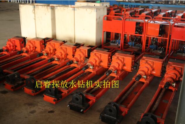 煤礦探放水用鉆機(jī)：多、快、好、省